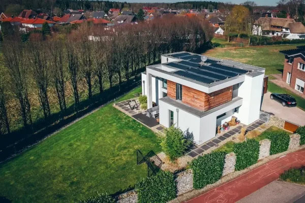 Solarstrom funktioniert auf jeder Dachart